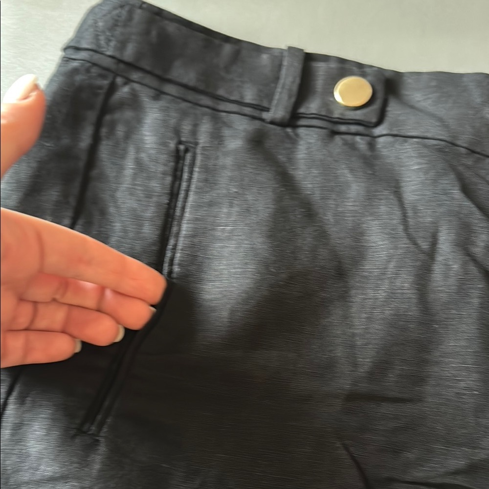 White House Black Market Elegant 4” Linen Black Shorts - Picture 2 of 7
